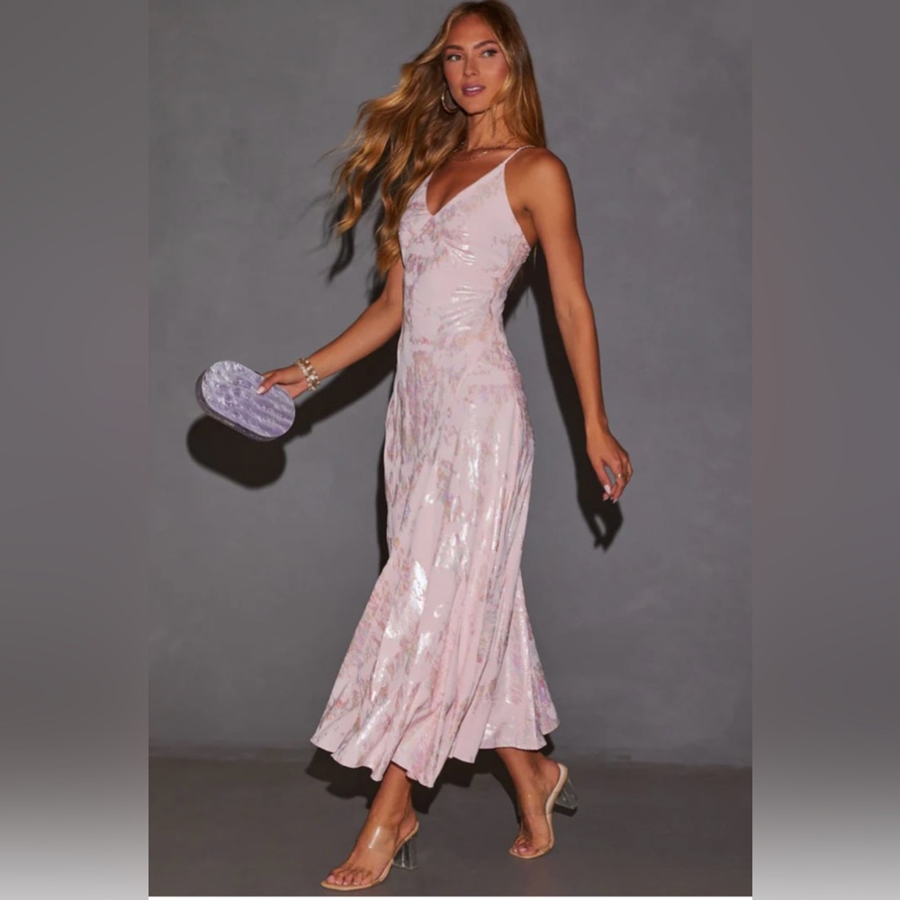 Myla High Shine Midi Dress size Medium (Vici)